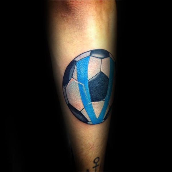 Fussball tattoo 95