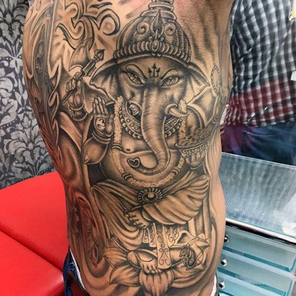 Gott Ganesha tattoo 77