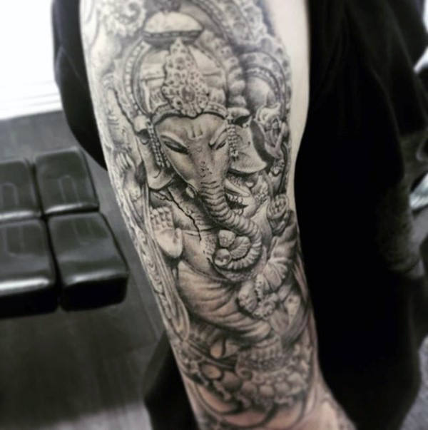 Gott Ganesha tattoo 91
