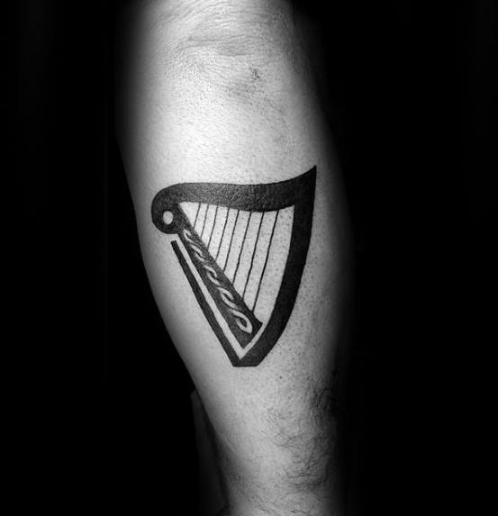 Harfe tattoo 11