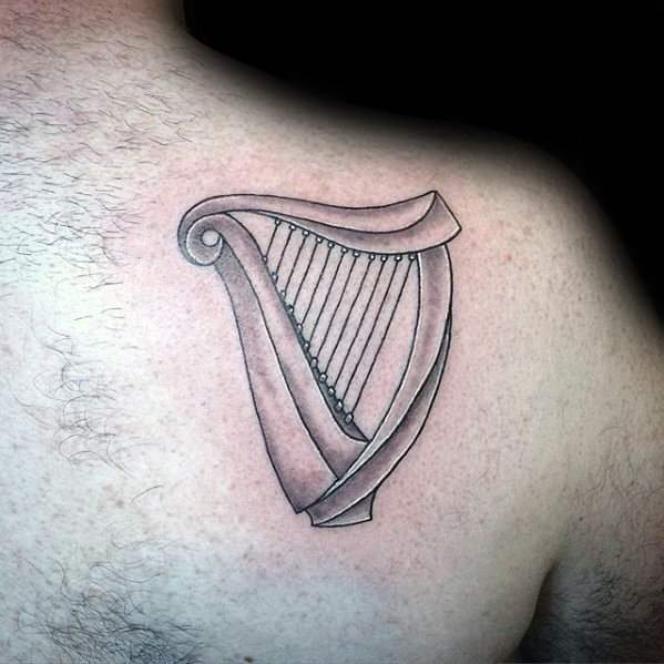 Harfe tattoo 31