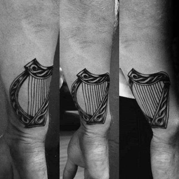 Harfe tattoo 65