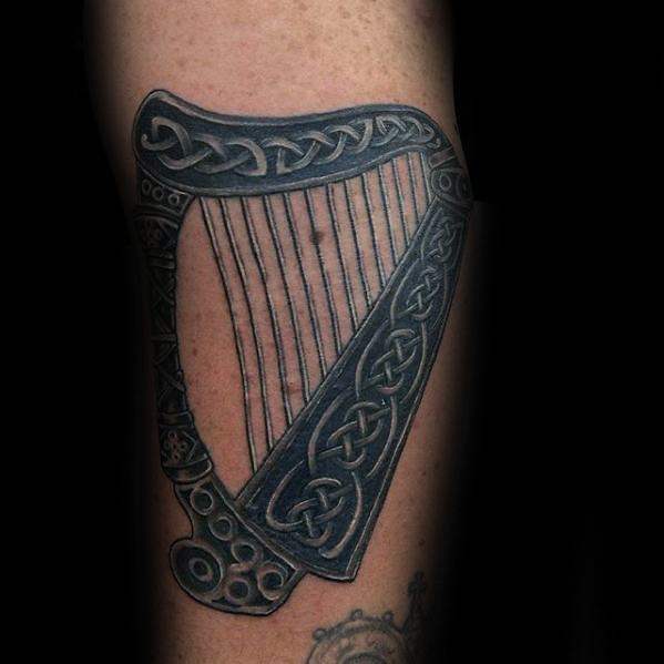 Harfe tattoo 91