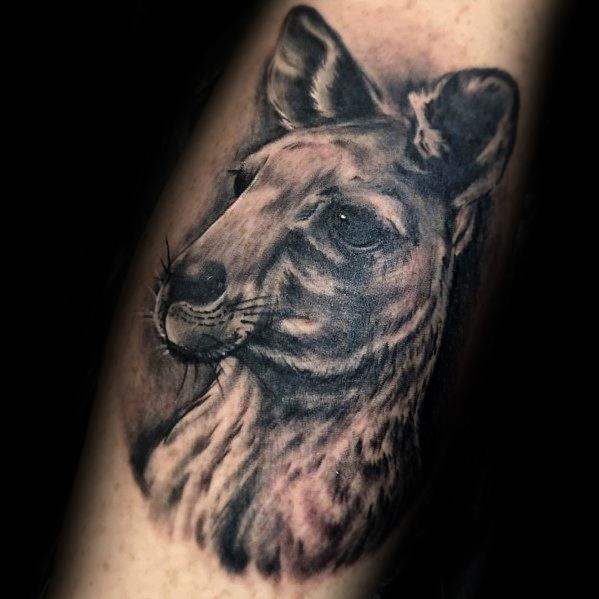 Kanguru tattoo 79