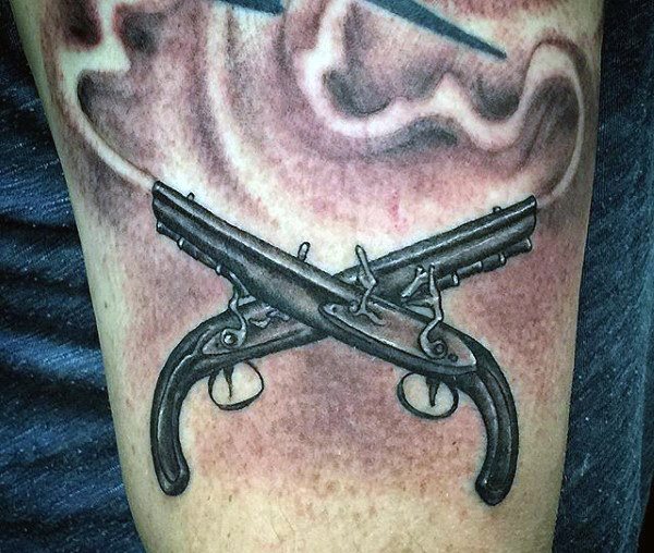 Pistole tattoo 57