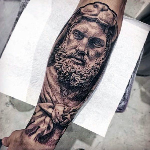 romische Statue tattoo 05