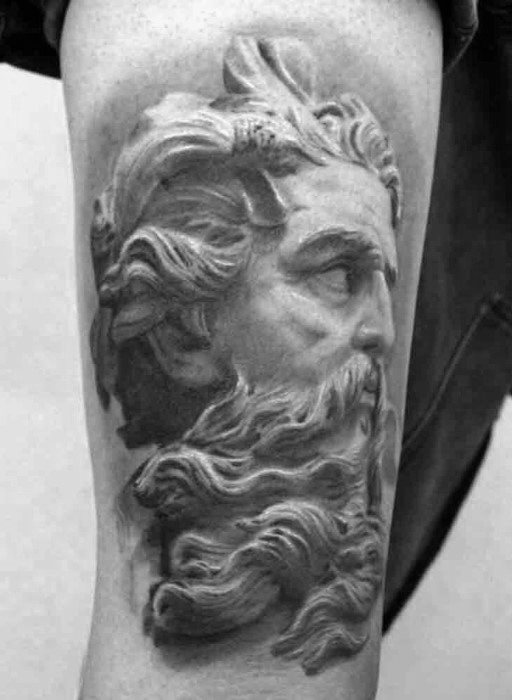 romische Statue tattoo 11