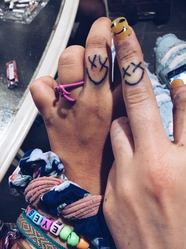 beste freunde tattoo 174