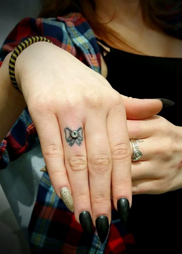 tattoo finger 172