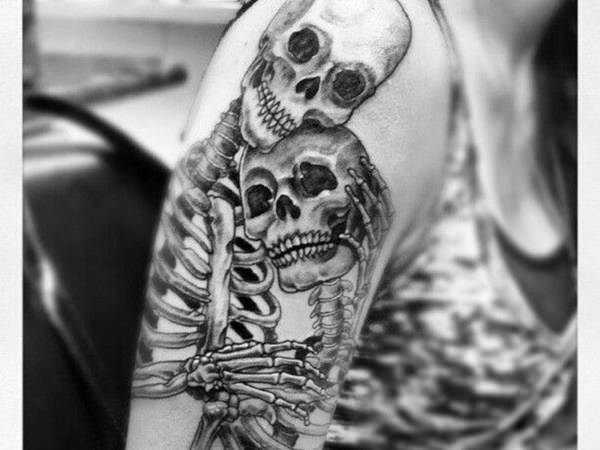 totenkopf tattoo 167