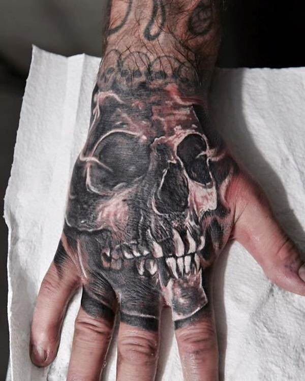 totenkopf tattoo 275