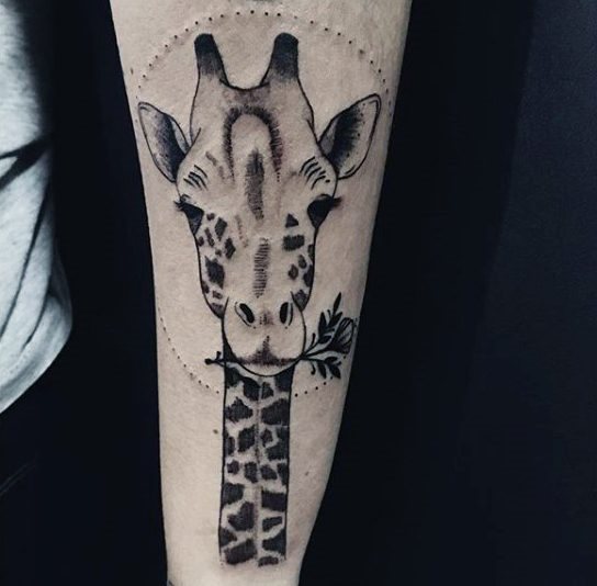 giraffe tattoo 226
