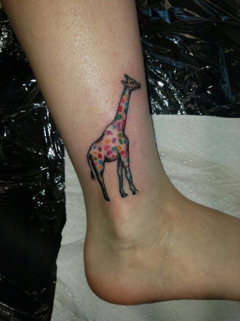 giraffe tattoo 30