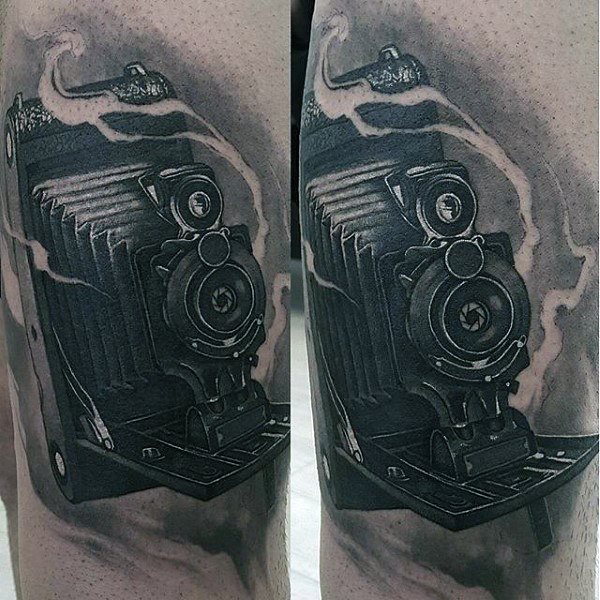 Kamera tattoo 131