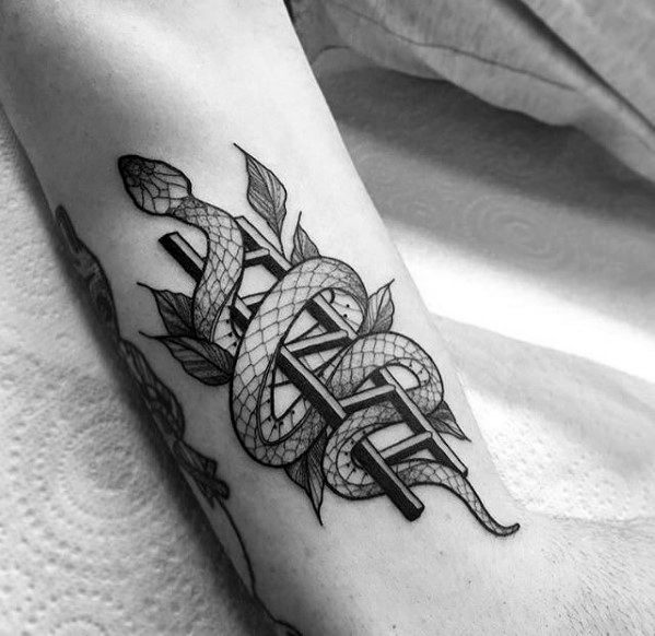 Leiter tattoo 106