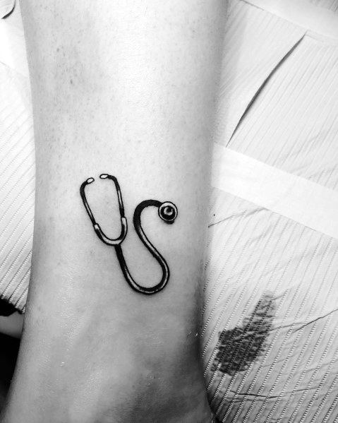Stethoskop tattoo 34