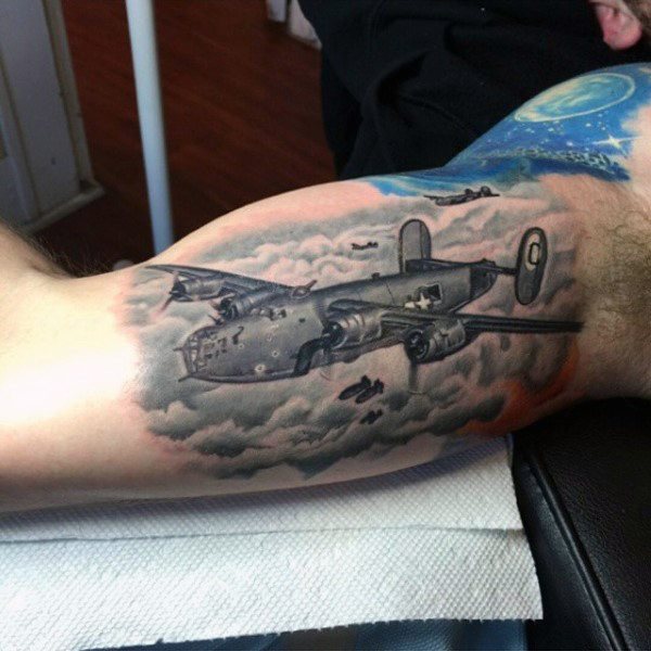 bizeps tattoo 613