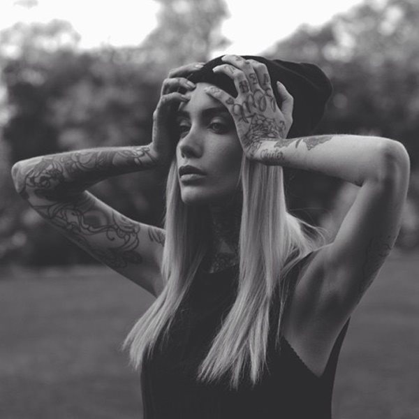 hand tattoo 1073