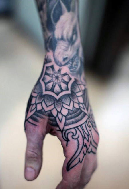 hand tattoo 1257