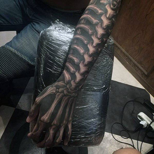 hand tattoo 129