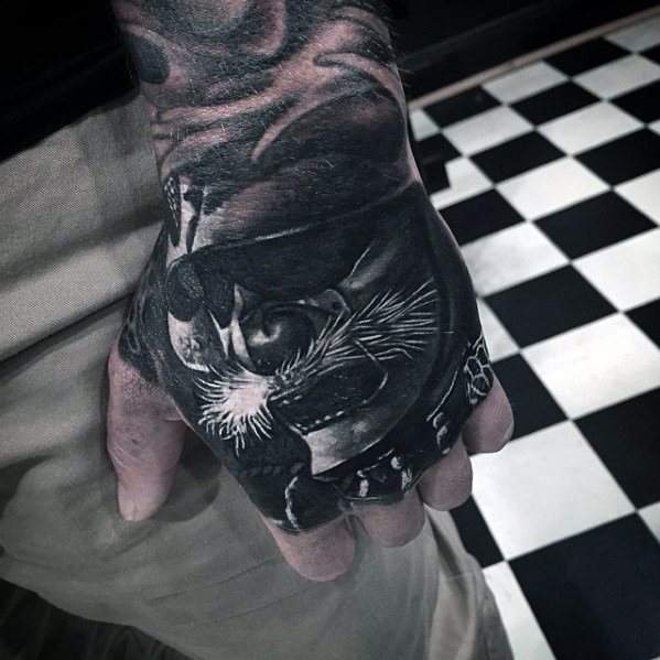 hand tattoo 197