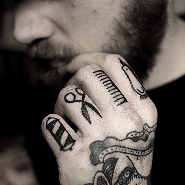 hand tattoo 481