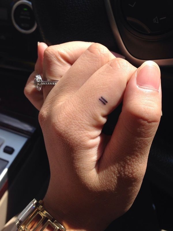hand tattoo 489