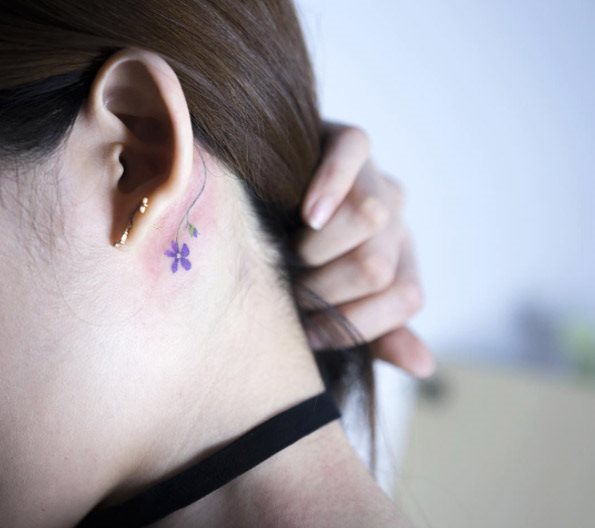 hinter dem ohr tattoo 409