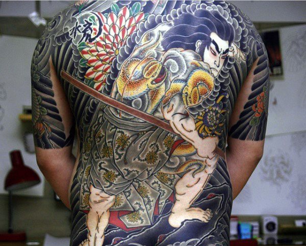 ruecken tattoo 409