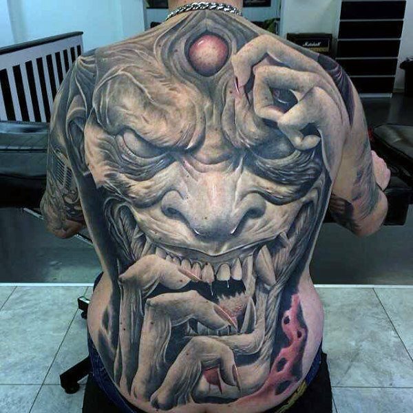 ruecken tattoo 581