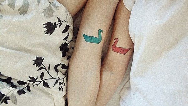 verliebte freunde tattoo 413