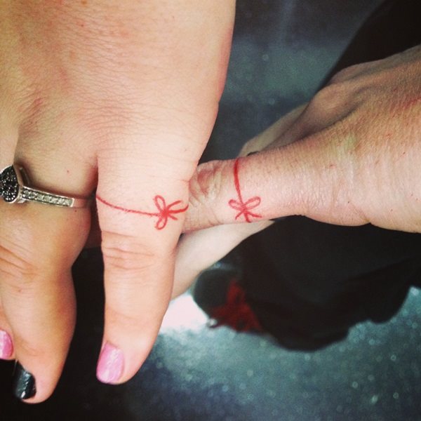 verliebte freunde tattoo 565