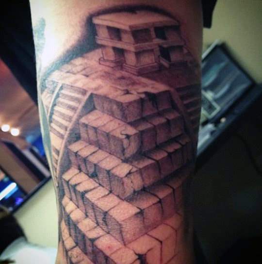 Agyptische Pyramiden tattoo 03