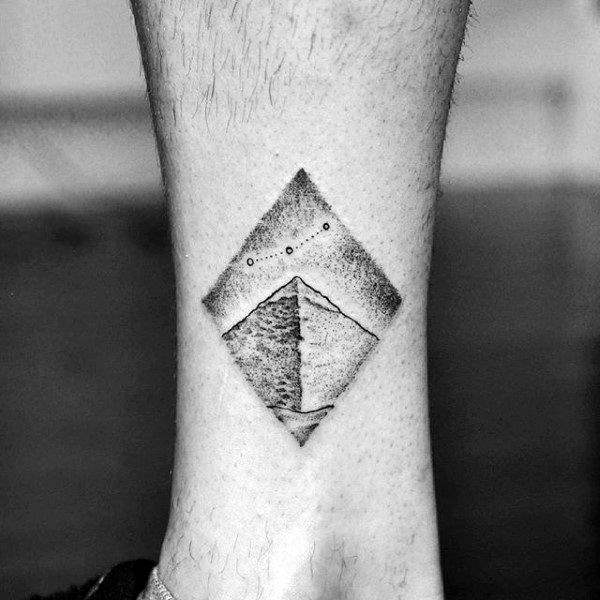 Agyptische Pyramiden tattoo 63