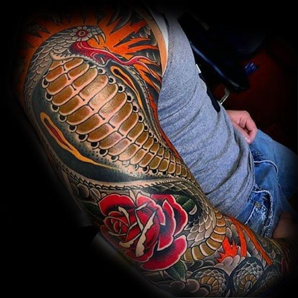 Kobra tattoo 135