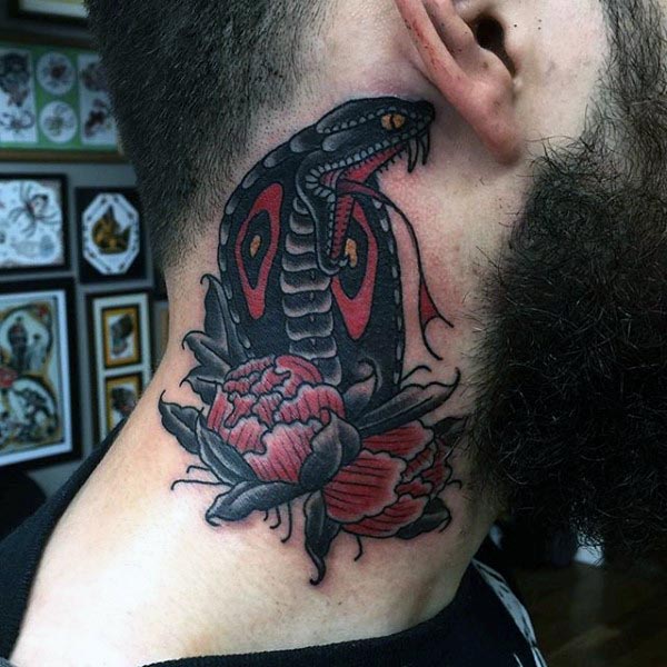 Kobra tattoo 55