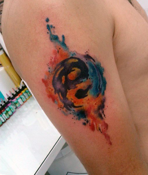yin yang symbole tattoo 105