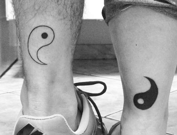 yin yang symbole tattoo 53