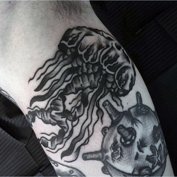 qualle tattoo 09