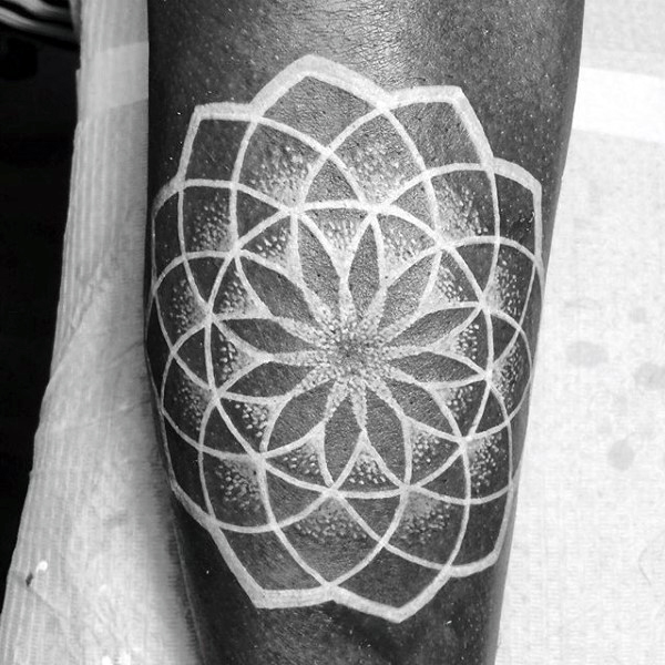 weisse farbe tattoo 125