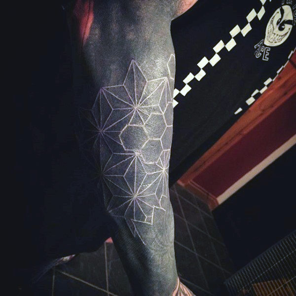 weisse farbe tattoo 129