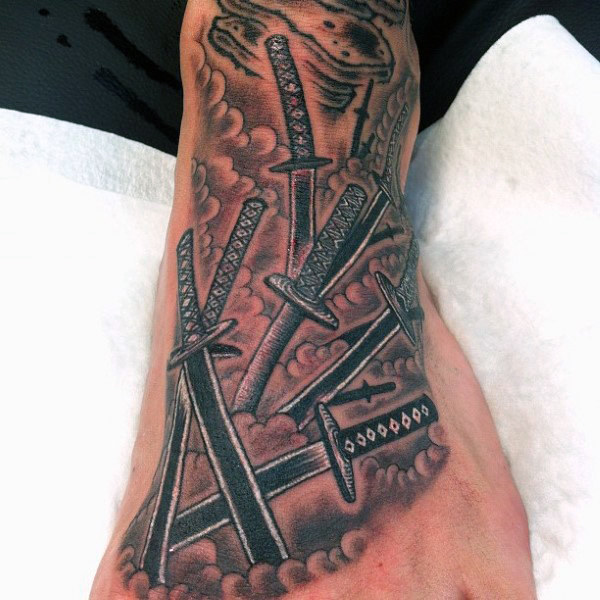 weisse farbe tattoo 41