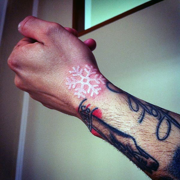 weisse farbe tattoo 53