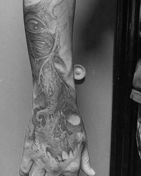 damonen tattoo 168