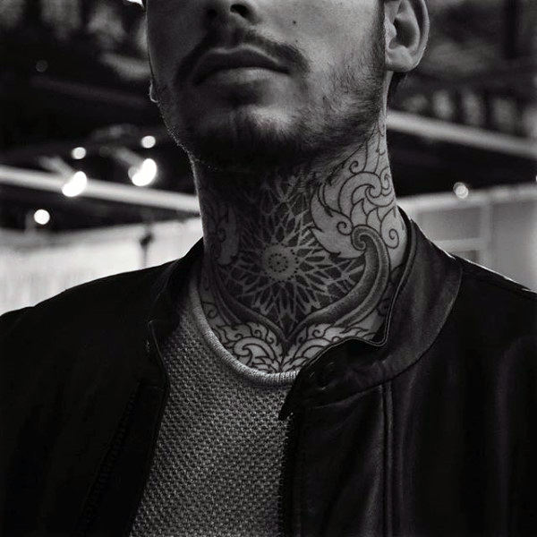 kehlen hals tattoo 120