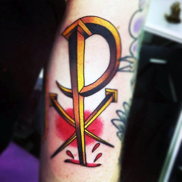 trizeps tattoo 04