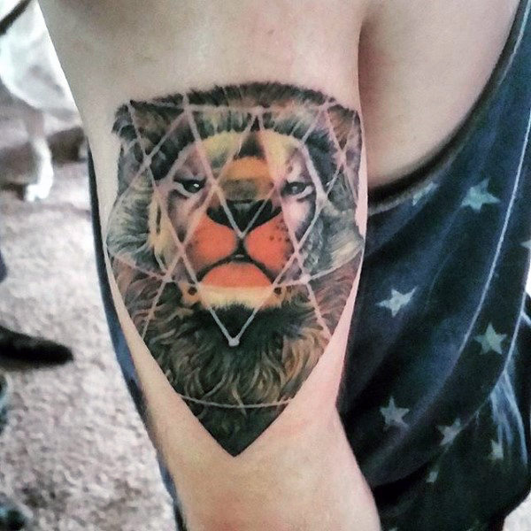 trizeps tattoo 10