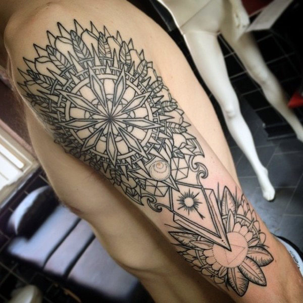 trizeps tattoo 12