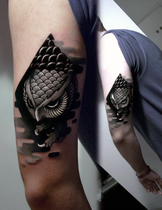 trizeps tattoo 26