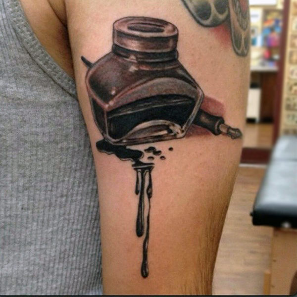 trizeps tattoo 86